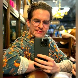 Meet your Posher, Loïc